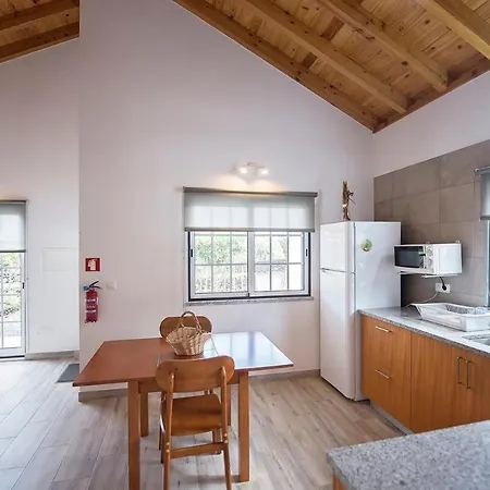 Casa Da Amparo Holiday home Aroeira (Setubal)